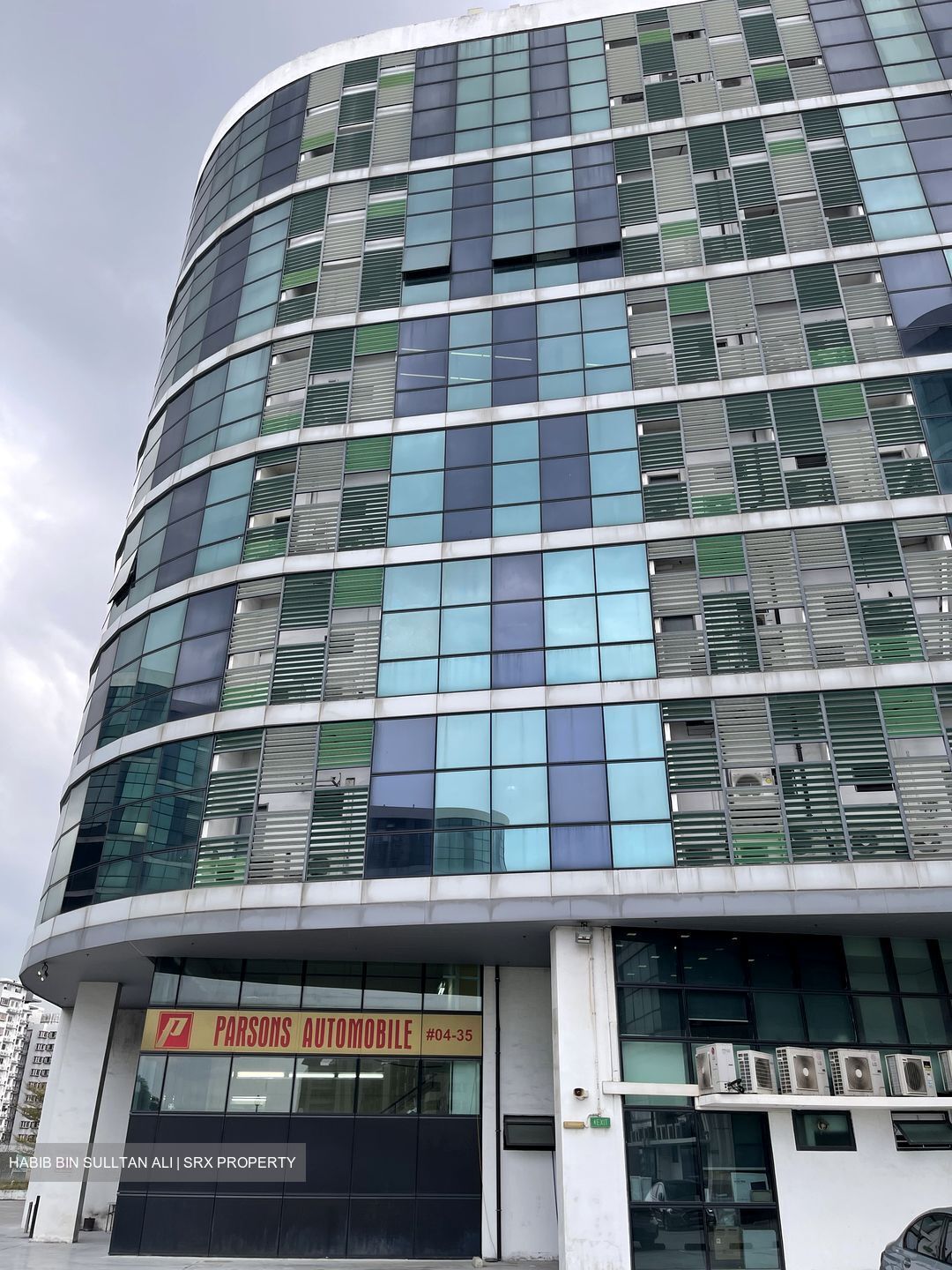 Oxley Bizhub (D14), Factory #539255801